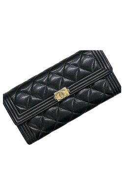 Chanel Bifold Wallet Boy Lambskin CC Logo Black Quilted